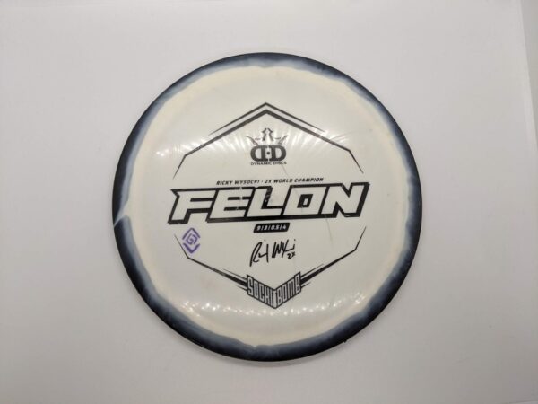 Dynamic Discs Sockibomb Supreme Orbit Felon